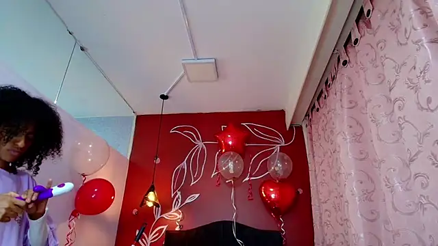 Zia Green online show from 02/19/25, 06:32