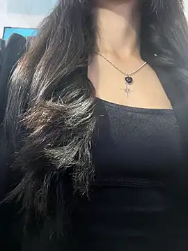 Amy Kiitty  online show from 06/04/26, 01:28