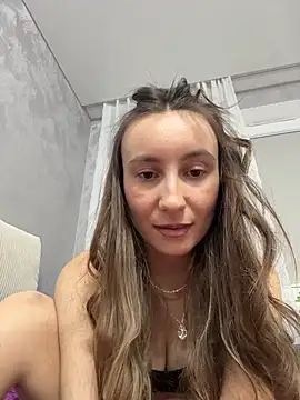 Snapshot of viviandaimond1 chatting on 01/15/26, 08:01 viviandaimond1 online show from 01/15/26, 08:01