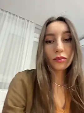 Snapshot of viviandaimond1 chatting on 02/12/26, 07:42 viviandaimond1 online show from 02/12/26, 07:42