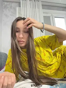 Snapshot of viviandaimond1 chatting on 03/27/26, 03:01 viviandaimond1 online show from 03/27/26, 03:01