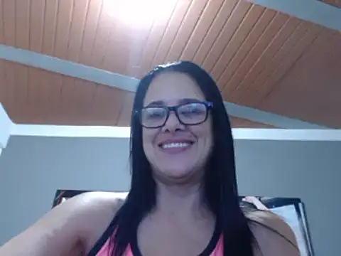 Snapshot of Antonella2_4 chatting on 01/10/25, 12:06 Antonella2 4 online show from 01/10/25, 12:06