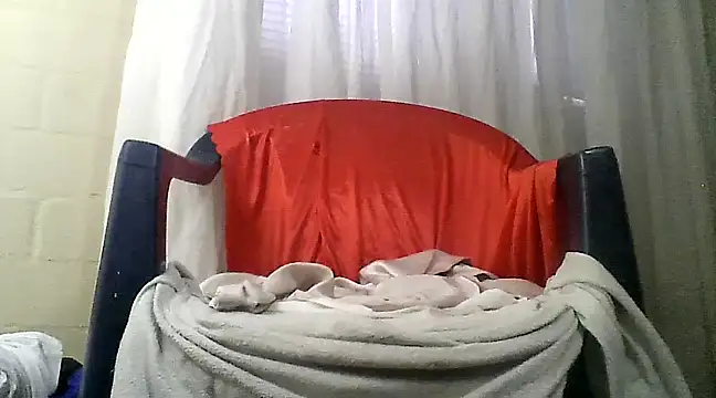 straichathot 08 online show from 02/17/25, 10:36