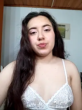 Emi chik online show from 11/02/25, 11:23