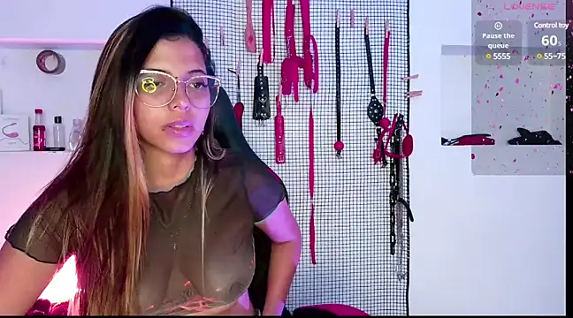 Megaan Greey online show from 01/11/25, 03:23