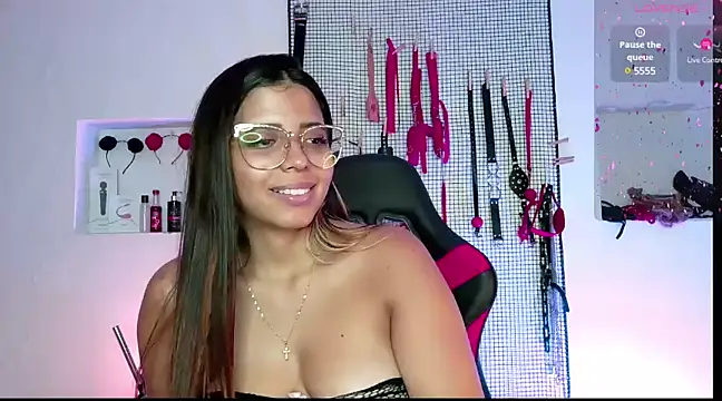 Megaan Greey online show from 01/13/25, 02:39