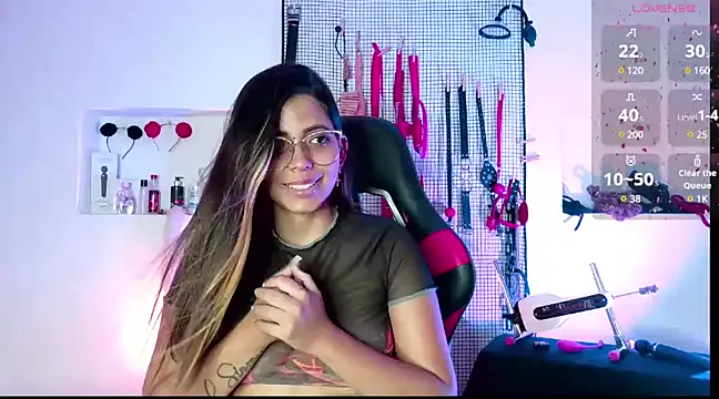 Megaan Greey online show from 01/17/25, 04:49