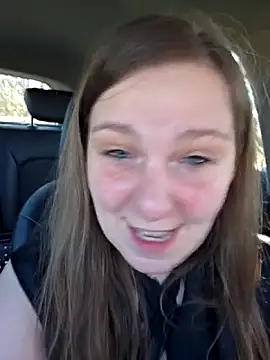 Snapshot of AmazingCurvy chatting on 02/25/26, 01:43 AmazingCurvy online show from 02/25/26, 01:43