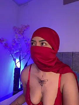 Sweet hot mia online show from 05/03/26, 01:50