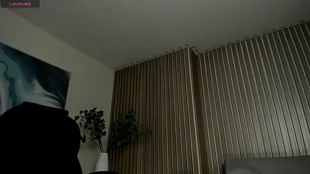 KatieNolan 1 online show from 03/04/26, 07:20