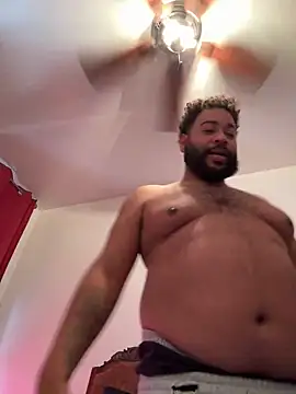 Snapshot of B_and_K chatting on 12/27/24, 06:10 B and K online show from 12/27/24, 06:10