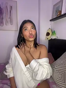 Isabella fasilier online show from 02/07/25, 01:47