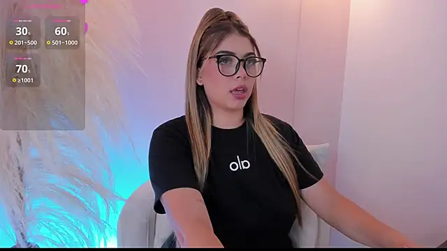 thaliafox  online show from 01/23/25, 07:51