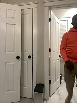 Snapshot of Pressure69mee chatting on 01/20/25, 04:10 Pressure69mee online show from 01/20/25, 04:10