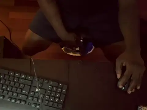 Snapshot of Pressure69mee chatting on 01/22/25, 05:48 Pressure69mee online show from 01/22/25, 05:48