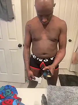 Snapshot of Pressure69mee chatting on 03/11/25, 07:37 Pressure69mee online show from 03/11/25, 07:37