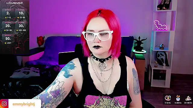Snapshot of Emmybrightj_ chatting on 01/13/25, 08:37 Emmybrightj  online show from 01/13/25, 08:37