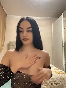 Gya Rue online show from 01/04/25, 03:28