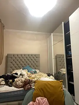 Gya Rue online show from 01/05/25, 06:56