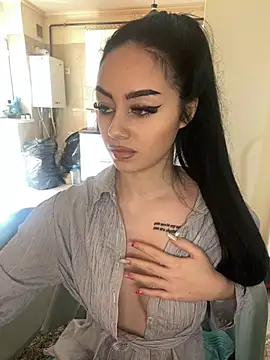 Gya Rue online show from 02/26/25, 12:14