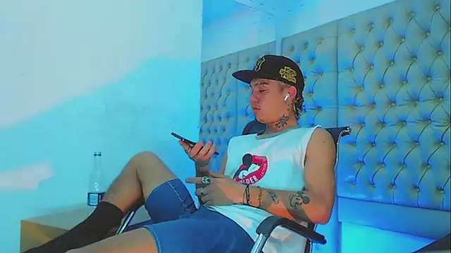 HannibalLester online show from 02/11/25, 08:58