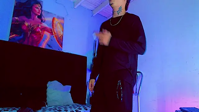 HannibalLester online show from 10/26/25, 06:08