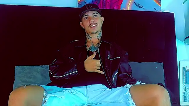 HannibalLester online show from 11/30/25, 04:16