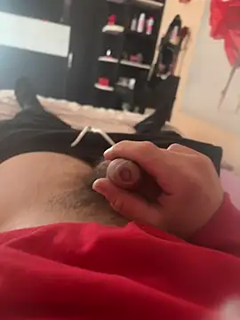 Snapshot of Sdggg3 chatting on 03/15/26, 10:10 Sdggg3 online show from 03/15/26, 10:10