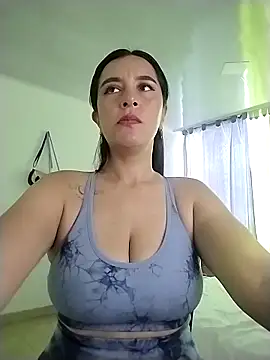 hailey85 online show from 04/25/26, 07:55
