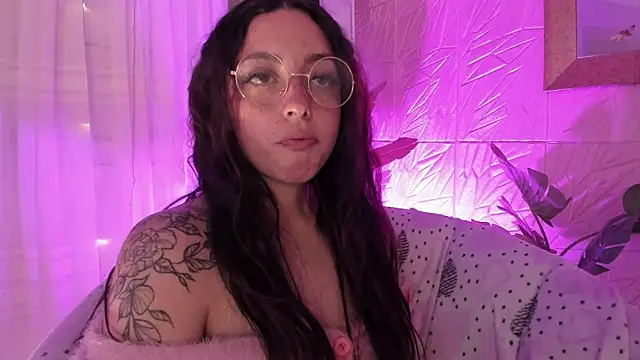 sadashi moon  online show from 03/21/25, 06:38