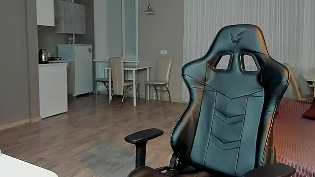 SilverDream online show from 02/23/25, 09:26