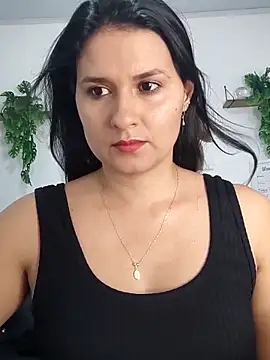 elena jonees online show from 09/29/25, 07:08