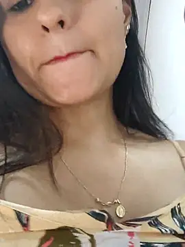 elena jonees online show from 10/20/25, 07:47