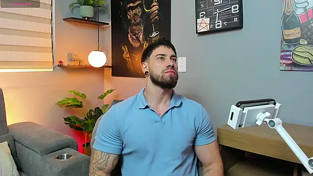 Giorgio-Leone online show from 06/17/26, 12:02