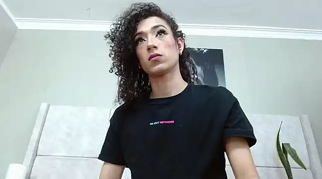 Snapshot of sweet_amalia4 chatting on 03/14/25, 04:40 sweet amalia4 online show from 03/14/25, 04:40