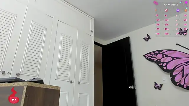 Snapshot of sweet_amalia4 chatting on 11/07/25, 07:25 sweet amalia4 online show from 11/07/25, 07:25