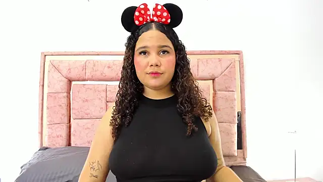 zoee lovv online show from 01/23/25, 03:05