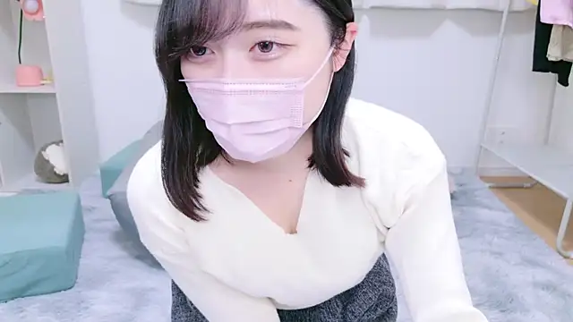 Yurie  online show from 12/28/24, 07:11