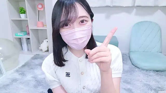 Yurie  online show from 01/26/25, 05:56