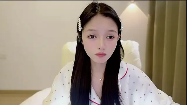 Snapshot of xiaodaibabyy chatting on 10/29/25, 01:35 xiaodaibabyy online show from 10/29/25, 01:35