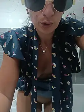 Snapshot of marygirl88 chatting on 07/22/26, 05:38 marygirl88 online show from 07/22/26, 05:38