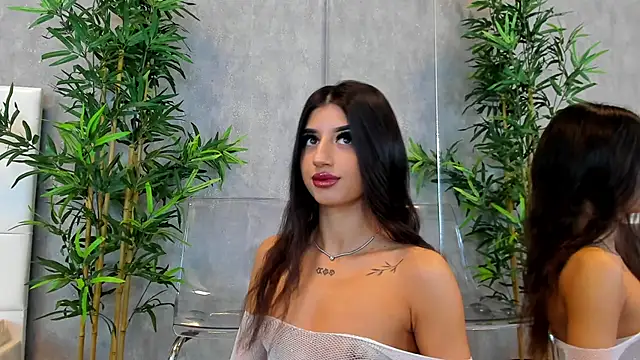 KatelynSparks online show from 02/14/25, 06:34