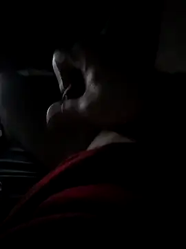 Snapshot of Ibag01 chatting on 02/05/25, 11:39 Ibag01 online show from 02/05/25, 11:39