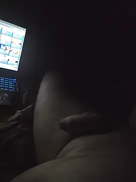 Snapshot of Ibag01 chatting on 11/12/25, 10:41 Ibag01 online show from 11/12/25, 10:41