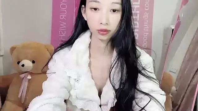 Lili-2 online show from 12/07/24, 01:29