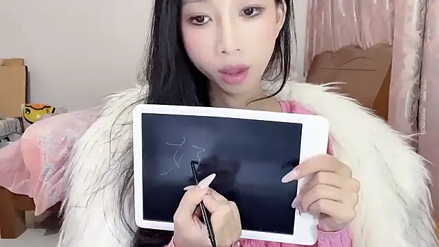 Lili-2 online show from 02/12/25, 04:22