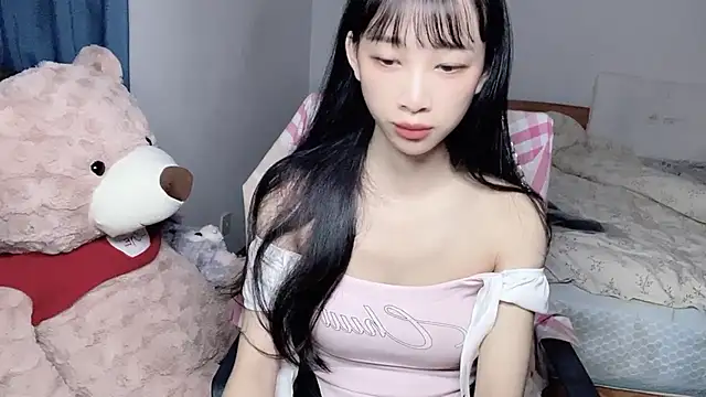 Lili-2 online show from 09/30/25, 02:55