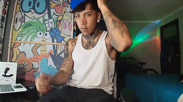 Nickhot0609 online show from 09/13/25, 03:06