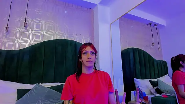 Snapshot of Derieri_D chatting on 10/27/25, 07:40 Derieri D online show from 10/27/25, 07:40