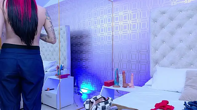 Snapshot of Derieri_D chatting on 11/16/25, 07:30 Derieri D online show from 11/16/25, 07:30